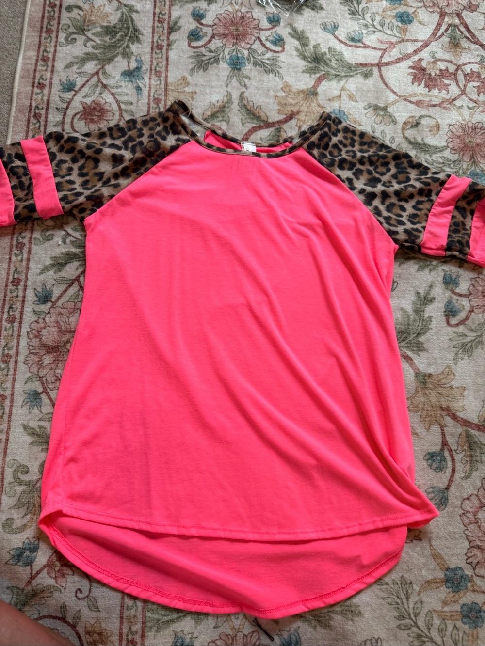 Hot Pink Tee with Leopard Raglan Sleeves - Picture 4 of 6